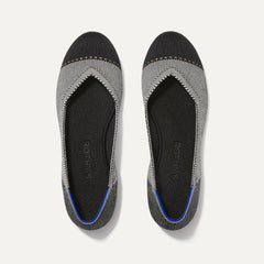 The Flat in Grey Mist Captoe shown from the top. 