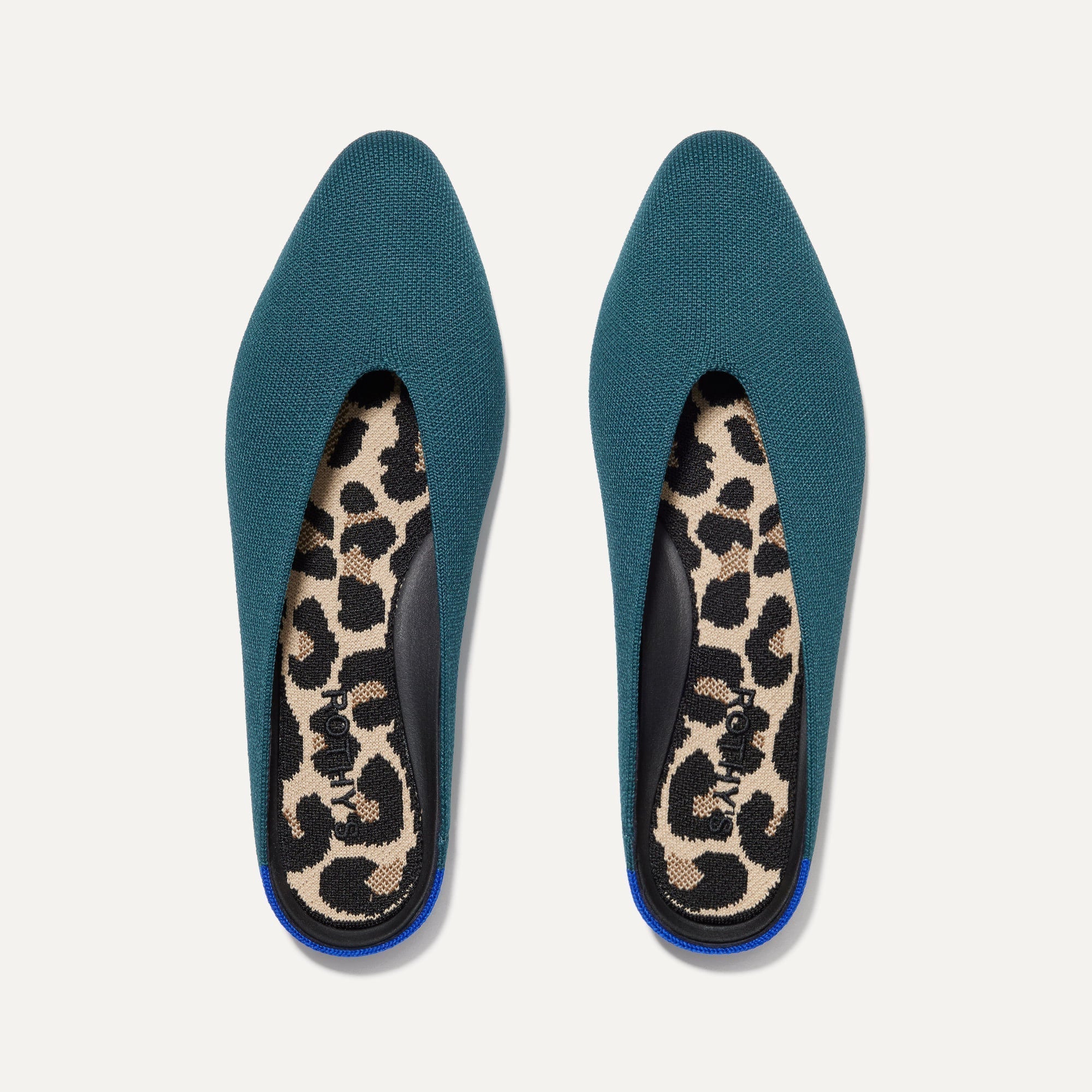 The Almond Demi in Deep Emerald shown from the top. 