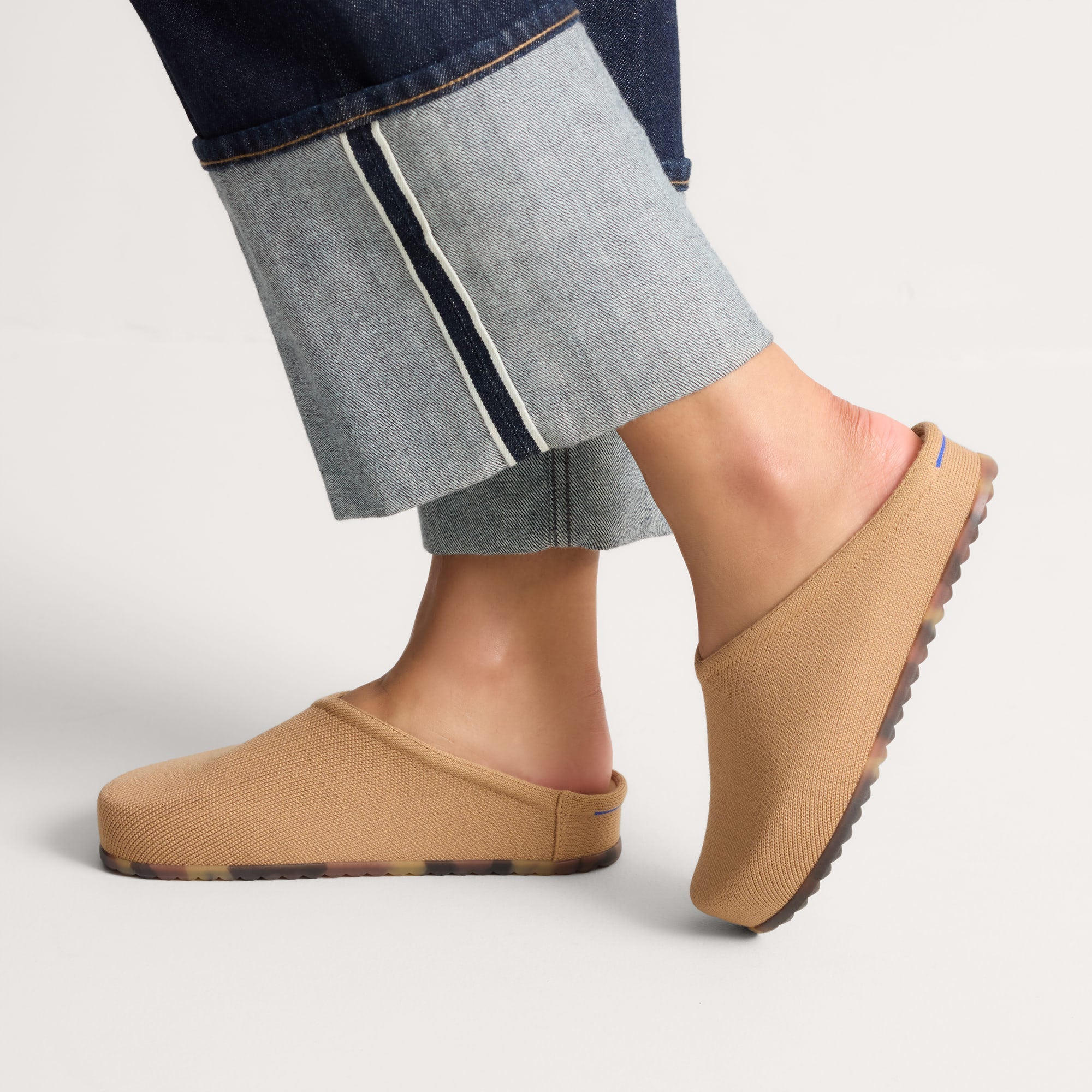 hover | Model wearing The Casual Clog in Butternut.