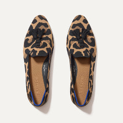 The Almond Tassel Loafer in Amber Cat shown from the top. 