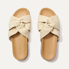 The Twist Slide in Coconut shown from the top.