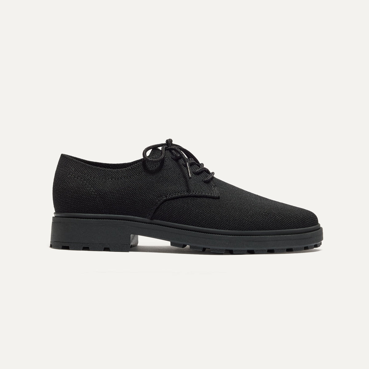 The Lug Oxford in Black shown from the side. 