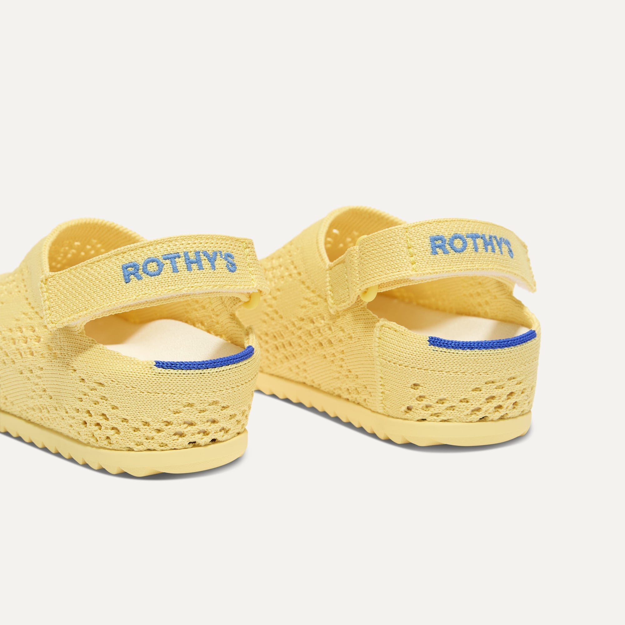 Close up of the back heel strap of The Kids Clog in Sunny Crochet.