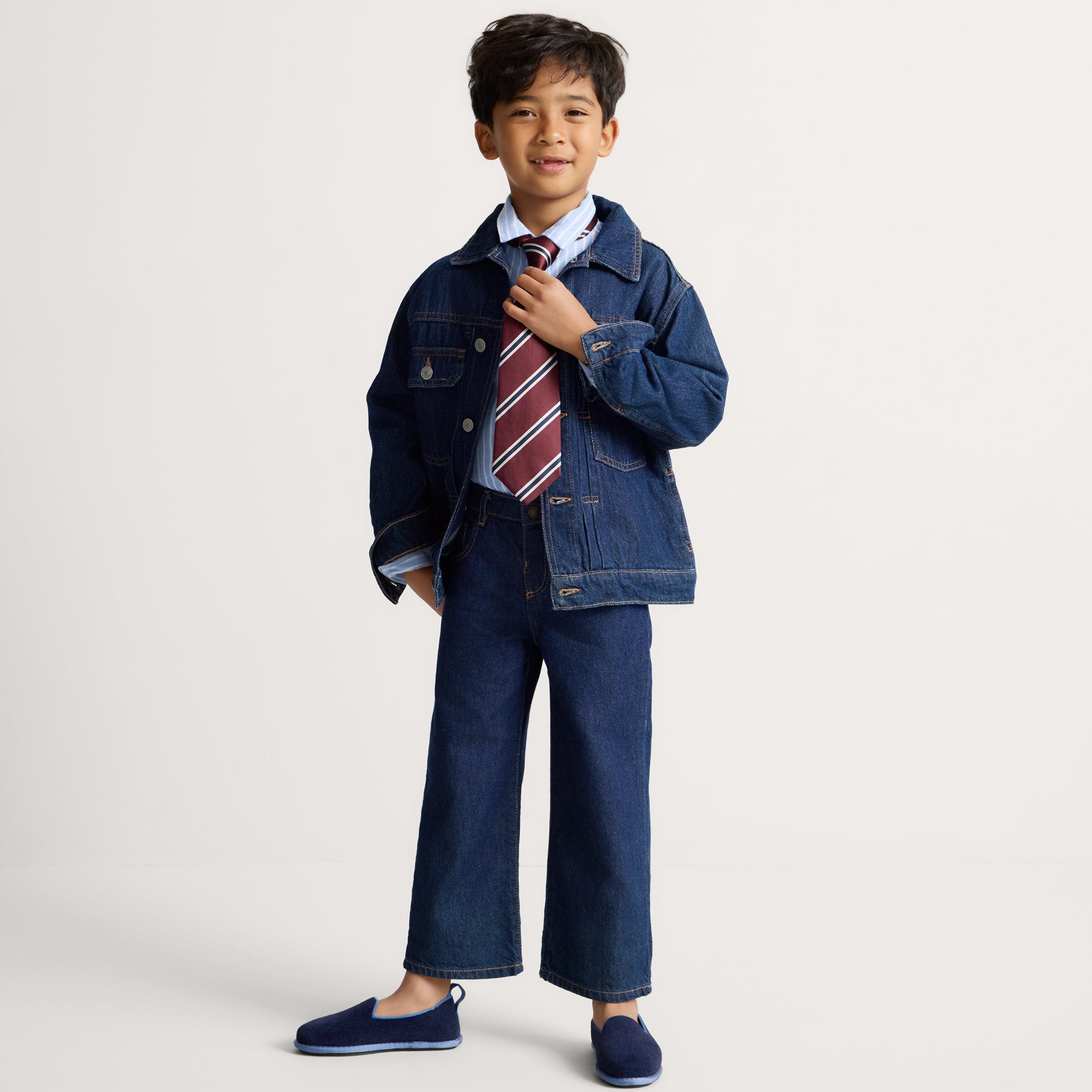 Alternate view of a model wearing The Mini Loafer in ReVelvet™ Sailor shown from the top.